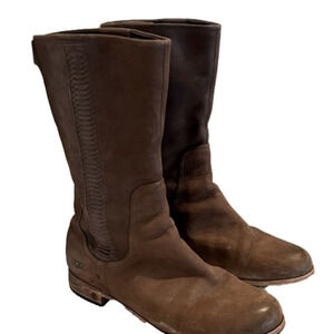 Ugg Brown soft leather boots size 8